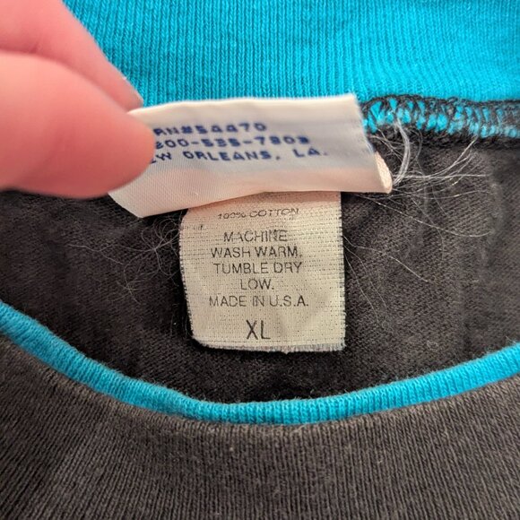 VTG 90s French Quarter New Orleans T-Shirt XL Black Neon Masquerade Lady Retro - Picture 4 of 5